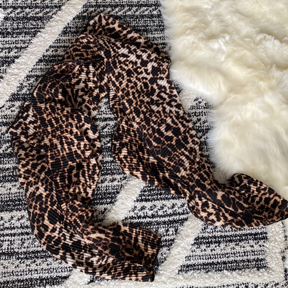 Leopard scarf